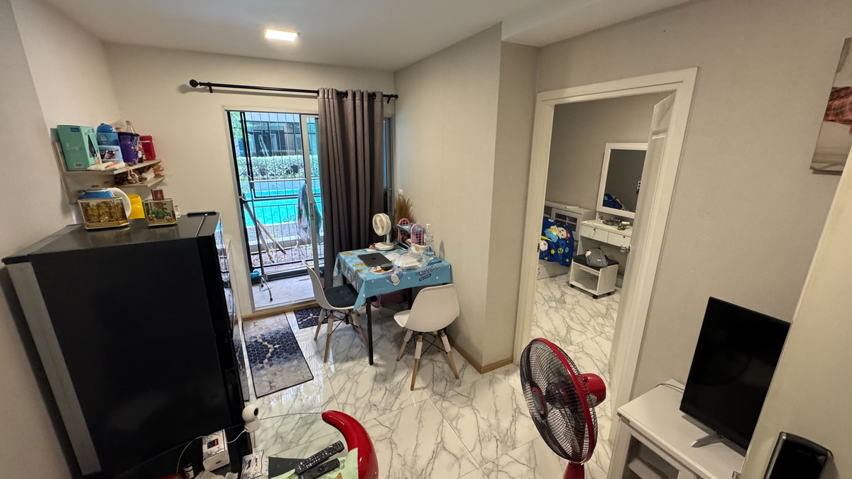 ให้เช่าคอนโดแจ้งวัฒนะ เมืองทอง : 🎉ให้เช่า Plum Condo Mix Chaengwattana🎉  ✅ขนาด 26 ตรม. 1 ห้องนอน 1 ห้องน้ำ      ✅ตึก C ชั้น 1 วิวสระ วิวสวน แบบ Exclusive 🏖🌿💦 Line @bzprOperty