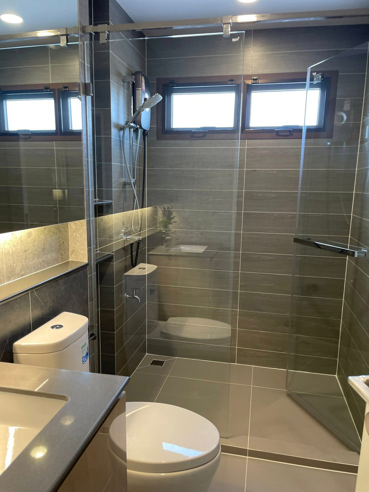 For RentHousePattanakan, Srinakarin : Burasiri Krungthepkreetha / 4 bedrooms (FOR RENT), Burasiri Krungthepkreetha / 4 Bedrooms (FOR RENT) BZD116