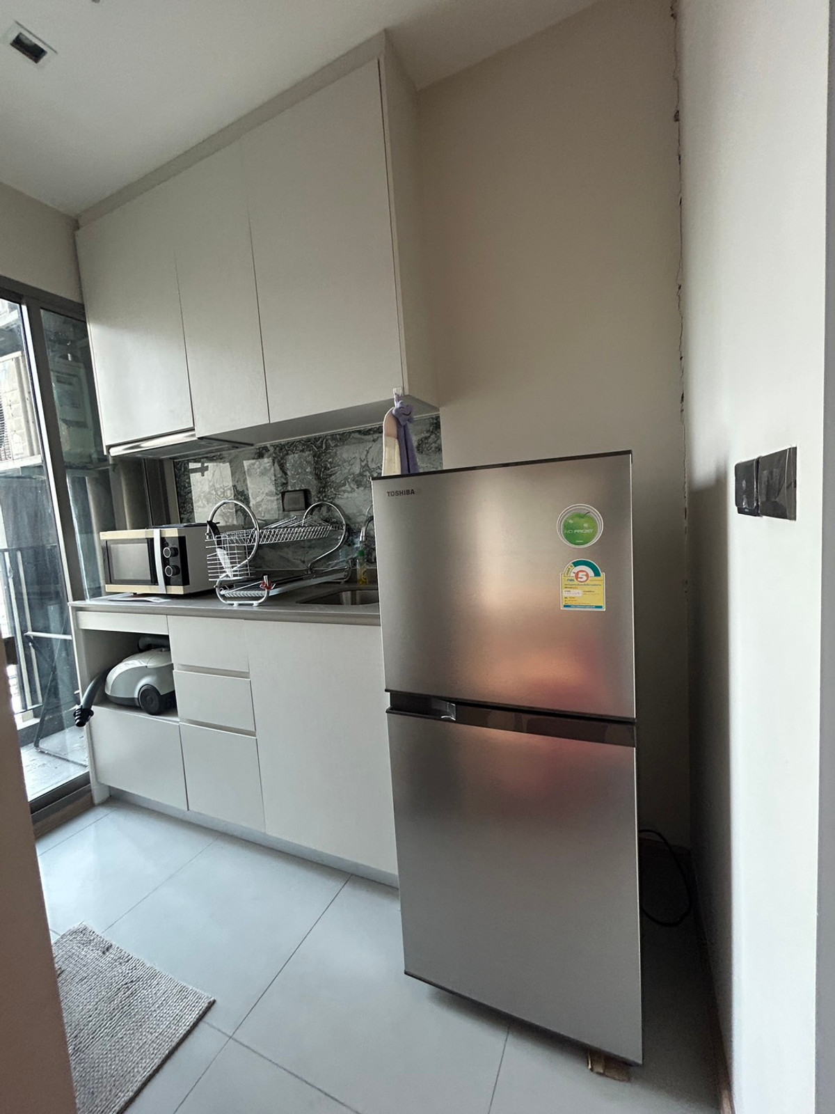 For RentCondoThaphra, Talat Phlu, Wutthakat : Condo for rent, Whizdom Station Ratchada Tha Phra, next to BTS Talat Phlu, opposite The Mall Tha Phra.