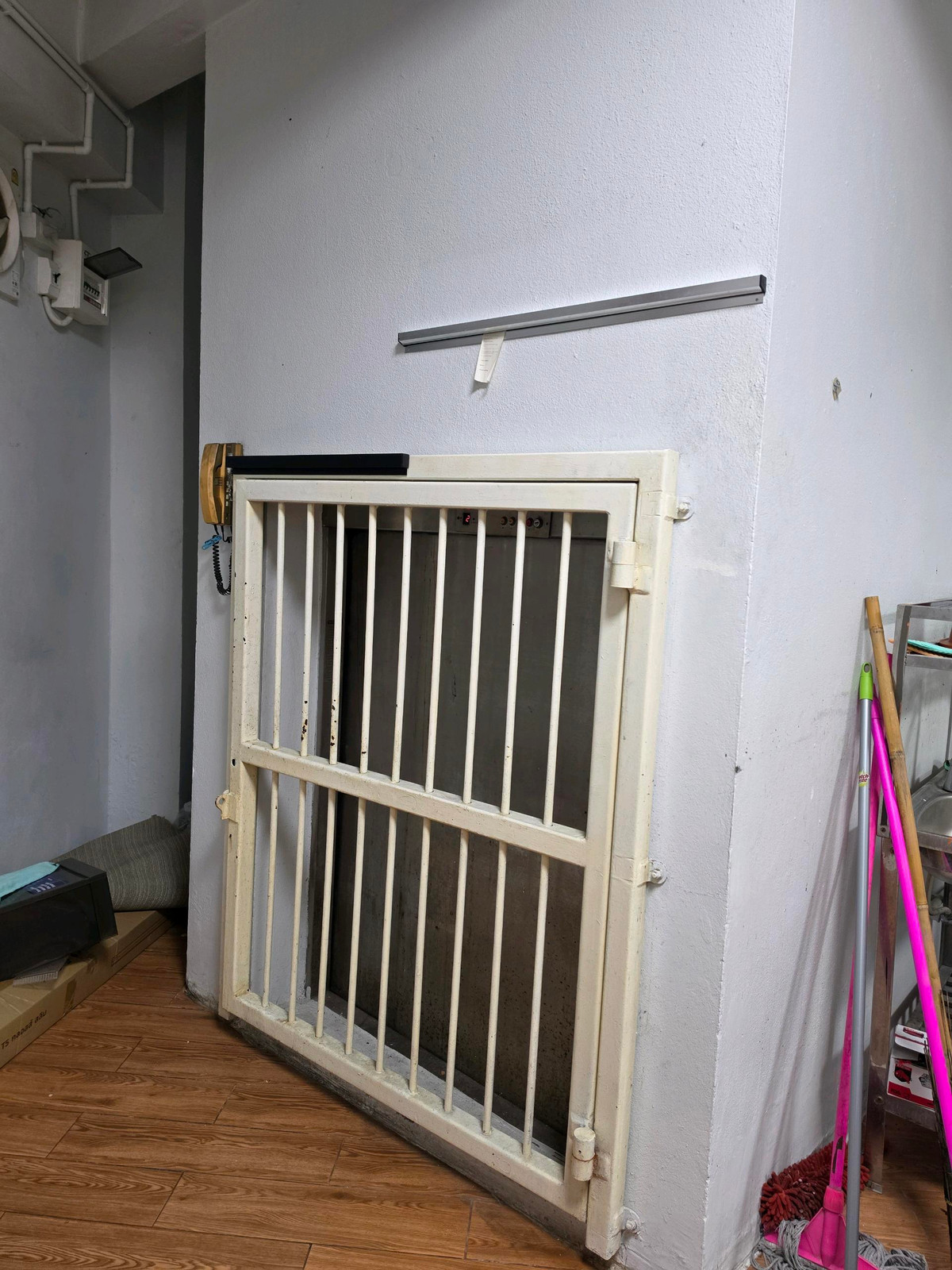 ให้เช่าอาคารพาณิชย์สยาม จุฬา สามย่าน : 🚩For Rent : Stand Alone Building Located on Rama 4 Road, Only 180 m. from MRT Hua Lamphong