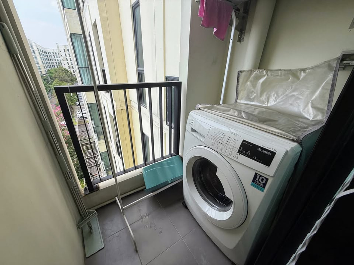 For RentCondoBangna, Bearing, Lasalle : For Rent 📍 Unio Sukhumvit 72 📍 Fully furnished with appliances. Near BTS Bearing, easy access, and shuttle van service to the station.