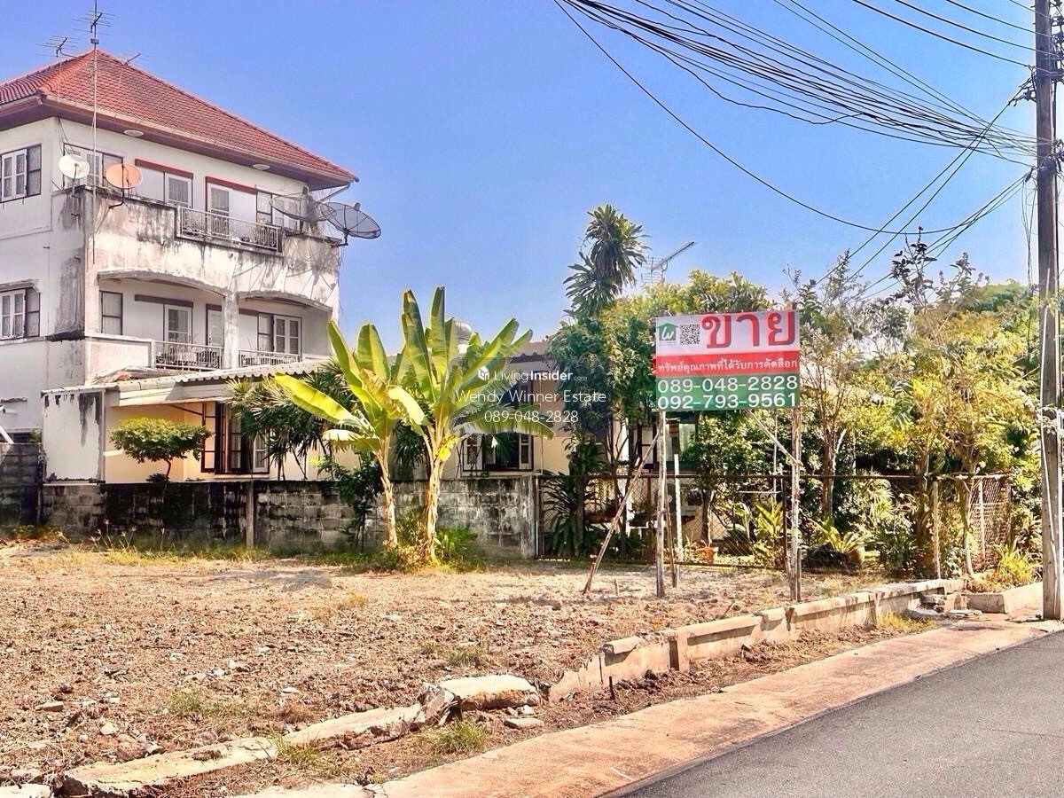 ขายที่ดินนวมินทร์ รามอินทรา : ขายที่ดินนวมินทร์ สวยเงียบสงบ น้ำไม่ท่วมเเปลงนี้เมื่อปี 2554, ที่ดินในโครงการปลอดภัย ไม่พลุกพล่าน, เข้าออกได้สองซอย ซอยนวมินทร์ 68 เเละ ประเสริฐมนูกิจ 46  ใกล้ทางด่วนเอกมัย-รามอินทรา, ใกล้รพ.พญาไท นวมินทร์ 4.8 กม., ใกล้ Foodland นวมินทร์ เปิด 24 ชม.