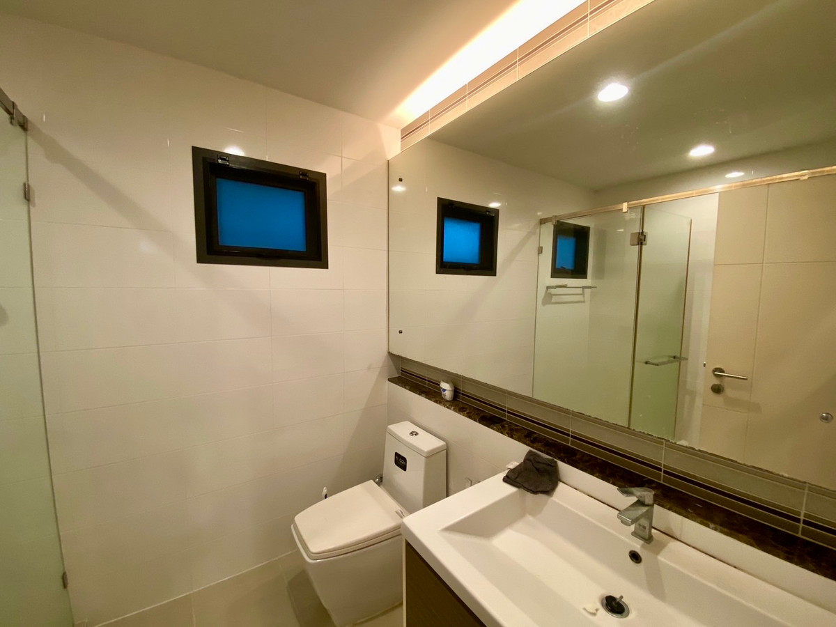 For SaleHousePattanakan, Srinakarin : Urgent Sale – 2-Storey Single House at Setthasiri Krungthep Kreetha | Special Price Below Market | Ready to Move In