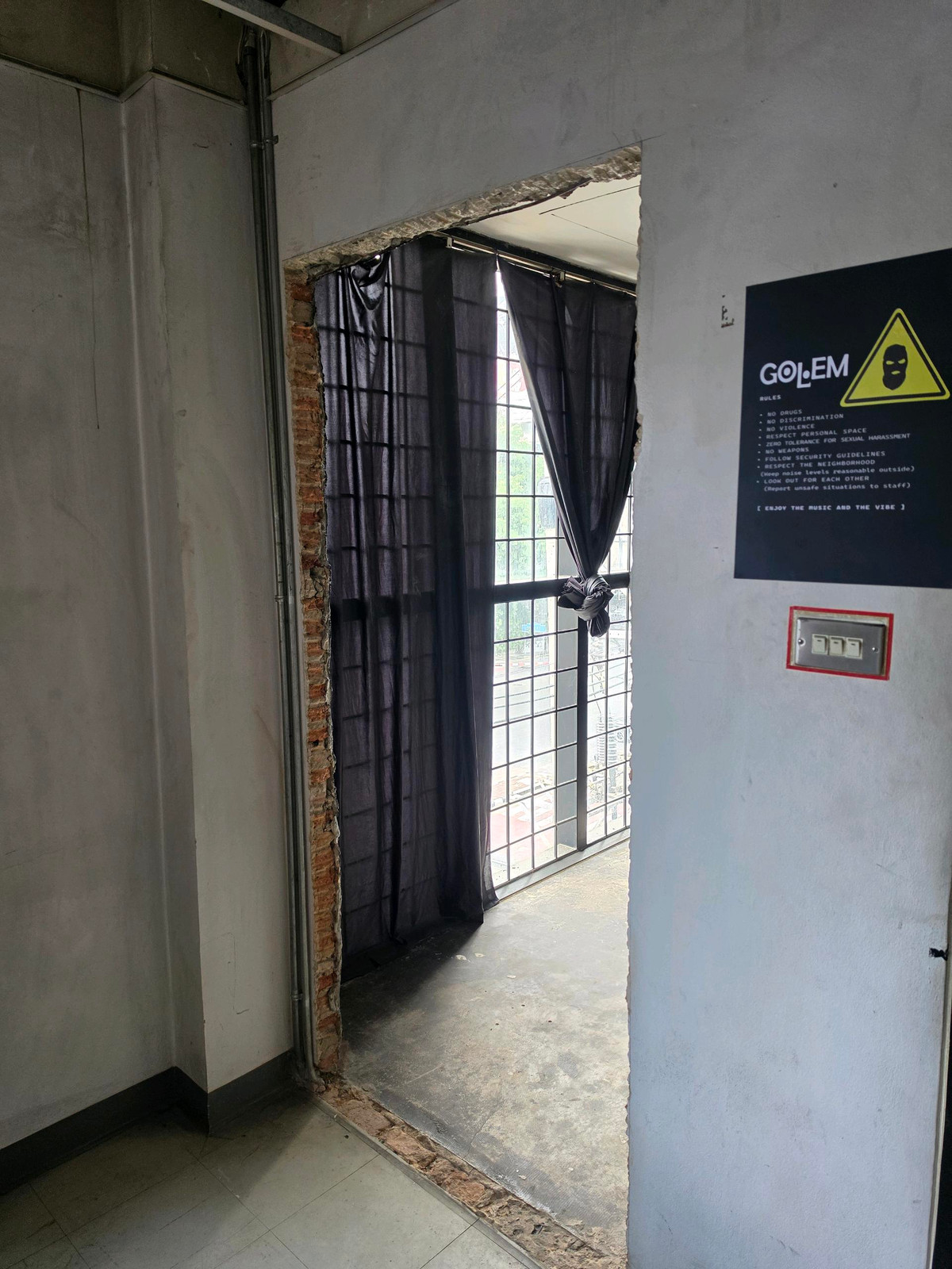 ให้เช่าอาคารพาณิชย์สยาม จุฬา สามย่าน : 🚩For Rent : Stand Alone Building Located on Rama 4 Road, Only 180 m. from MRT Hua Lamphong