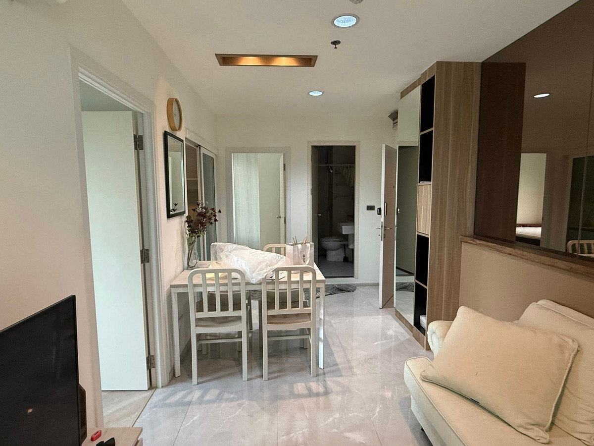 For RentCondoSamut Prakan,Samrong : For Rent ✨ Aspire Erawan ✨ 2 Bedroom | Private corner unit, right next to BTS Chang Erawan (0 meters).