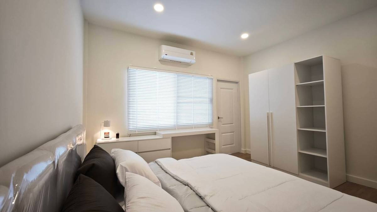 ให้เช่าทาวน์โฮมโชคชัย4 ลาดพร้าว71 : ให้เช่าทาวน์โฮม ใกล้ โรงพยาบาลเปาโล โชคชัย4 เพียง 3 นาที