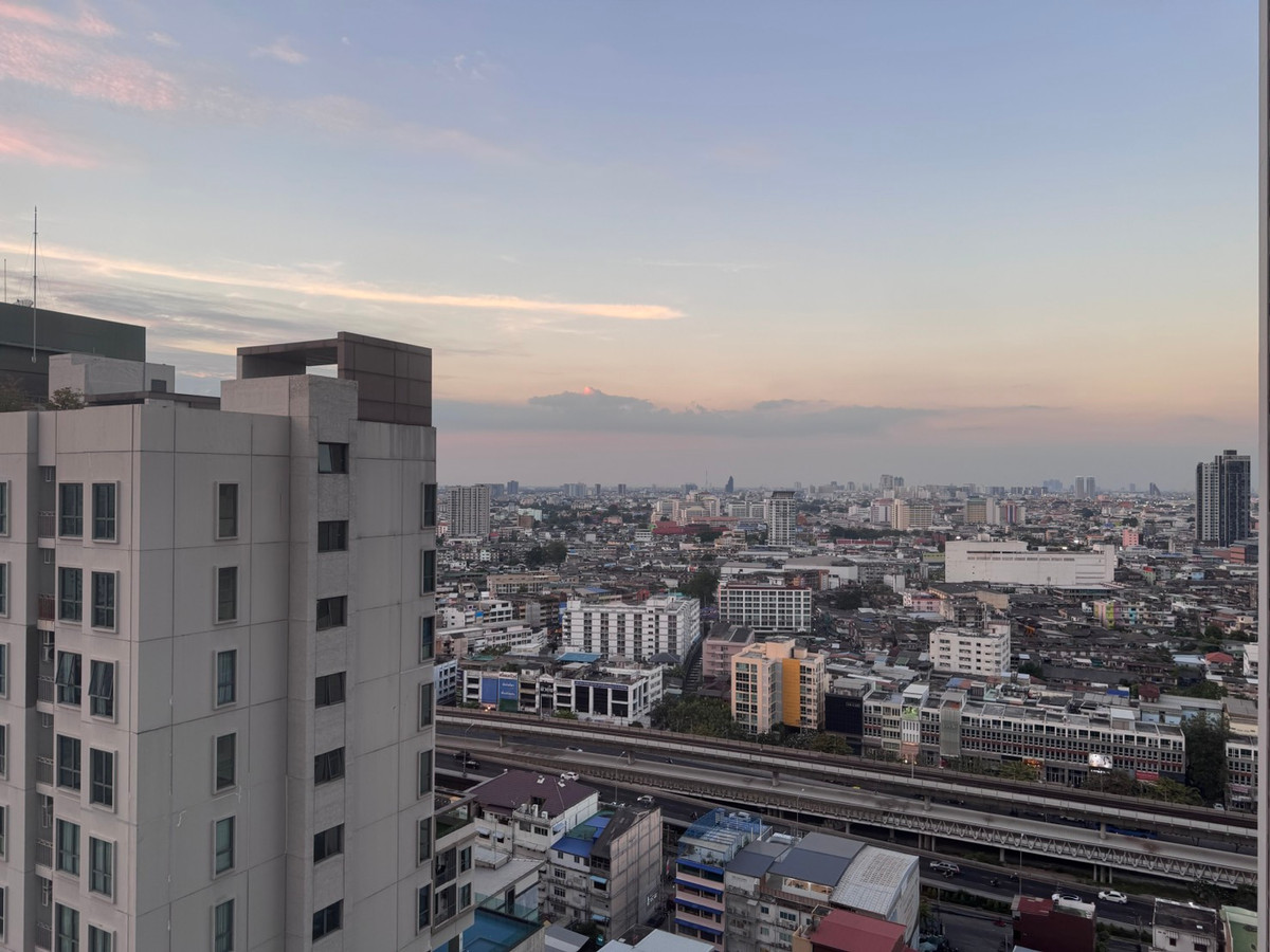 ให้เช่าคอนโดวงเวียนใหญ่ เจริญนคร : Reference Sathorn วงเวียนใหญ่ ห้องใหม่ติด bts วงเวียนใหญ่ ว่างพร้อมให้เช่า !