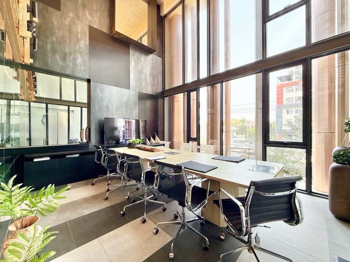 ขายทาวน์โฮมลาดพร้าว เซ็นทรัลลาดพร้าว : 🏛️✨Baan Puripuri Ladprao 41✨Home Office 3.5 ชั้น ขนาด 295 ตร.ม. 31 ตร.ว. | 1 ห้องนอน 4 ห้องน้ำ 6 ที่จอด เริ่ม 21.64 MB ติดต่อนัดชม Tel.0922635410 (เอิร์ธ)