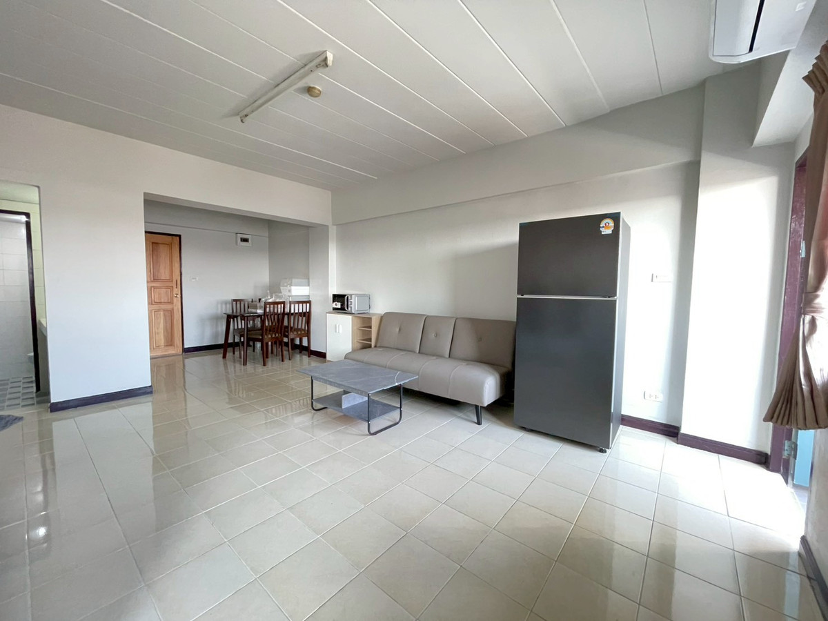 ขายคอนโดนวมินทร์ รามอินทรา : อมรพันธ์ คอนโด ตึก R4 2 นอน 2 น้ำ 70 ตารางเมตร ตกแต่งใหม่ พร้อมเฟอร์ครบ