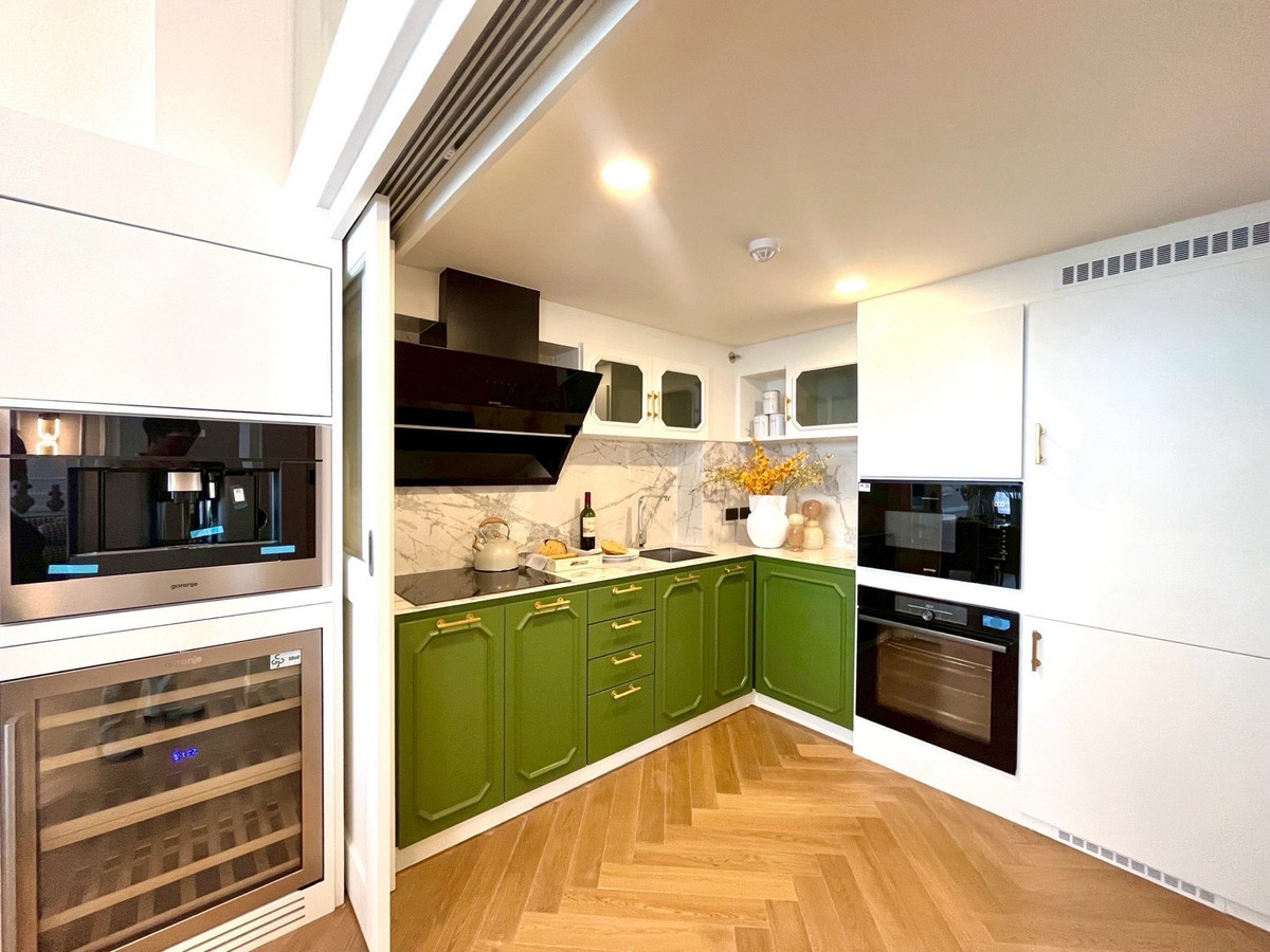 For RentCondoRama9, Petchburi, RCA : Landmark @ MRTA RAMA9