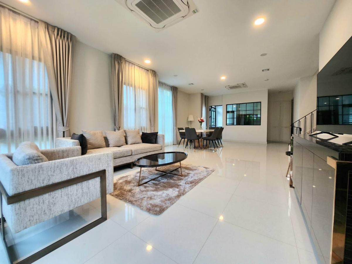 For RentHousePattanakan, Srinakarin : Nantawan Rama 9 - New Krungthepkreetha / 4 Bedrooms (FOR RENT) BZD111