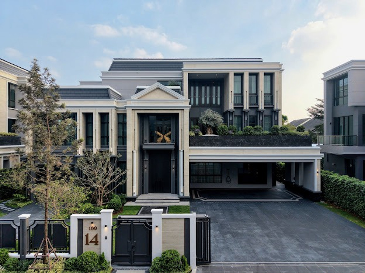 ขายบ้านพัฒนาการ ศรีนครินทร์ : 🔥ด่วนหลุดจอง!! แปลงสุดท้ายซื้อตรงโครงการ🏛️Connoisseur Pattanakarn | บ้านเดี่ยว 3 ชั้น พร้อมลิฟต์ ขนาด 952 ตร.ม. 217.3 ตร.วา. | 6 ห้องนอน 7 ห้องน้ำ 5 ที่จอด เพียง 220 MB ติดต่อนัดชม Tel.0922635410 (เอิร์ธ)