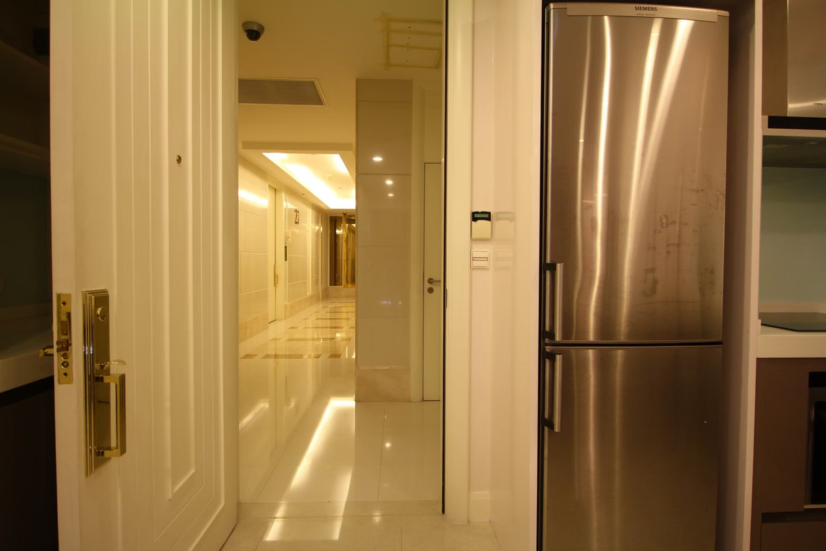 ขายคอนโดวิทยุ ชิดลม หลังสวน : คอนโด2 ห้องนอน ย่านหลังสวน ที่ Q Langsuan , Contact 062-496-6454