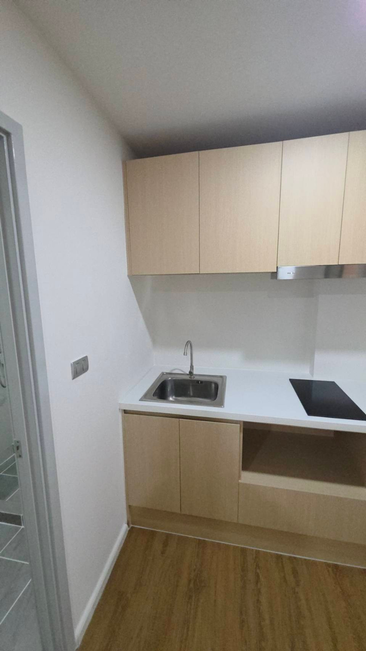 For RentCondoSamut Prakan,Samrong : 🔥Urgent for rent🔥 ALIVE SUKHUMVIT 76 (Alife Sukhumvit 76) Building B, 5th floor, new room, first hand, fully furnished, ready to move in 📏 Size 48.12 sq m. | 2 bedrooms, 1 bathroom Line @bzprOperty