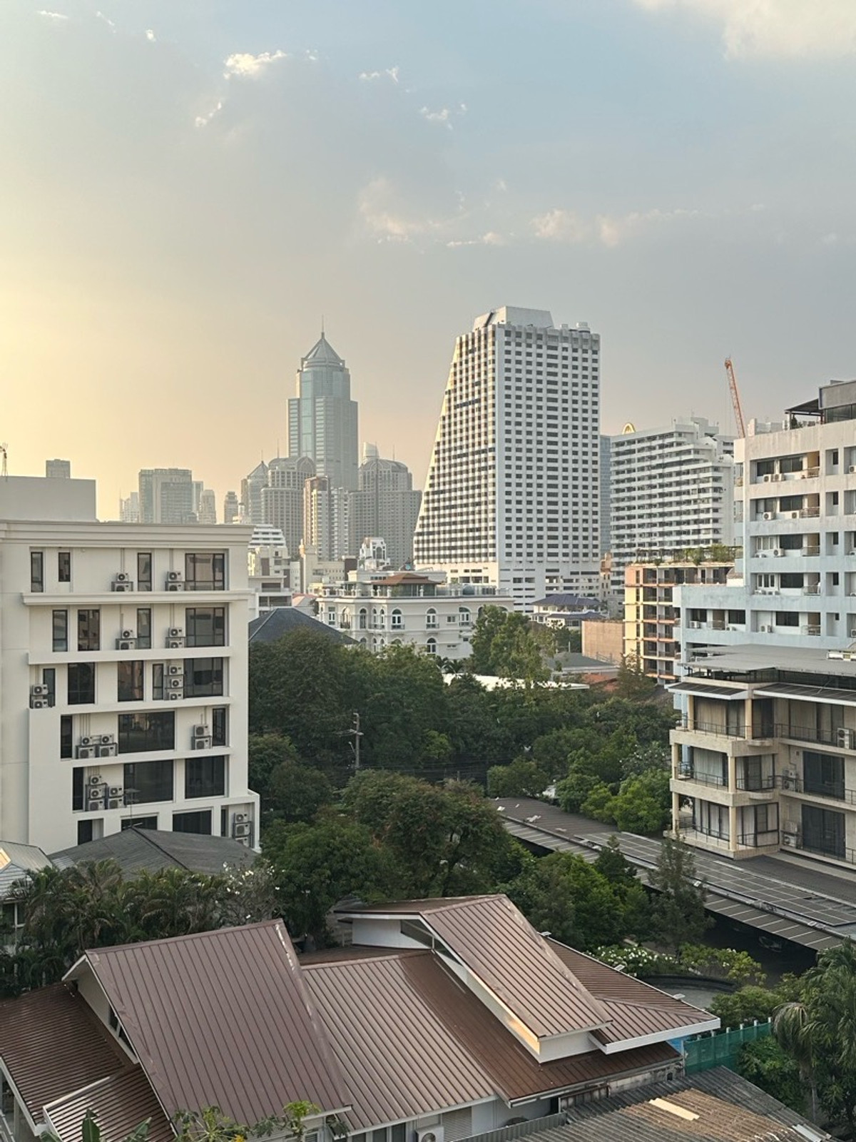 For RentCondoSukhumvit, Asoke, Thonglor : Urgent, best price