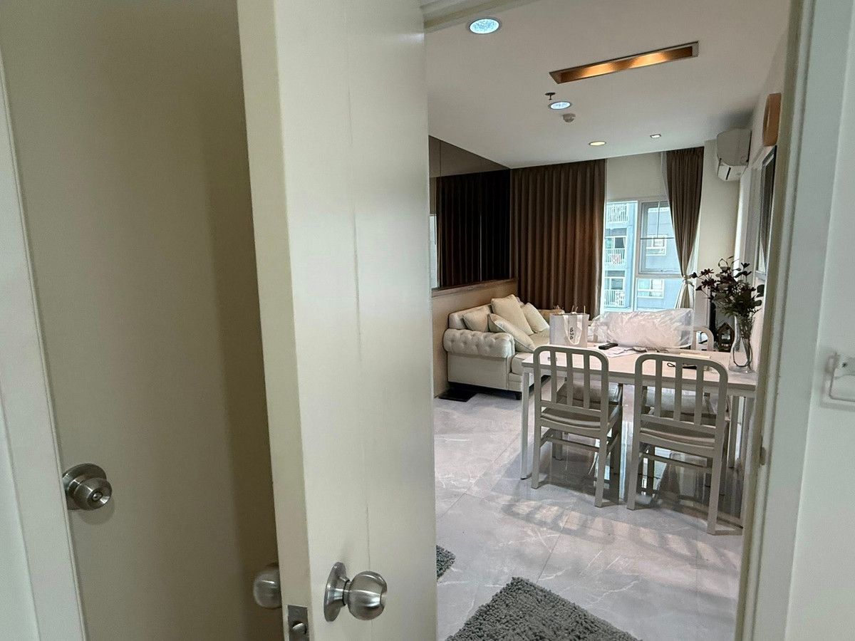 For RentCondoSamut Prakan,Samrong : For Rent ✨ Aspire Erawan ✨ 2 Bedroom | Private corner unit, right next to BTS Chang Erawan (0 meters).