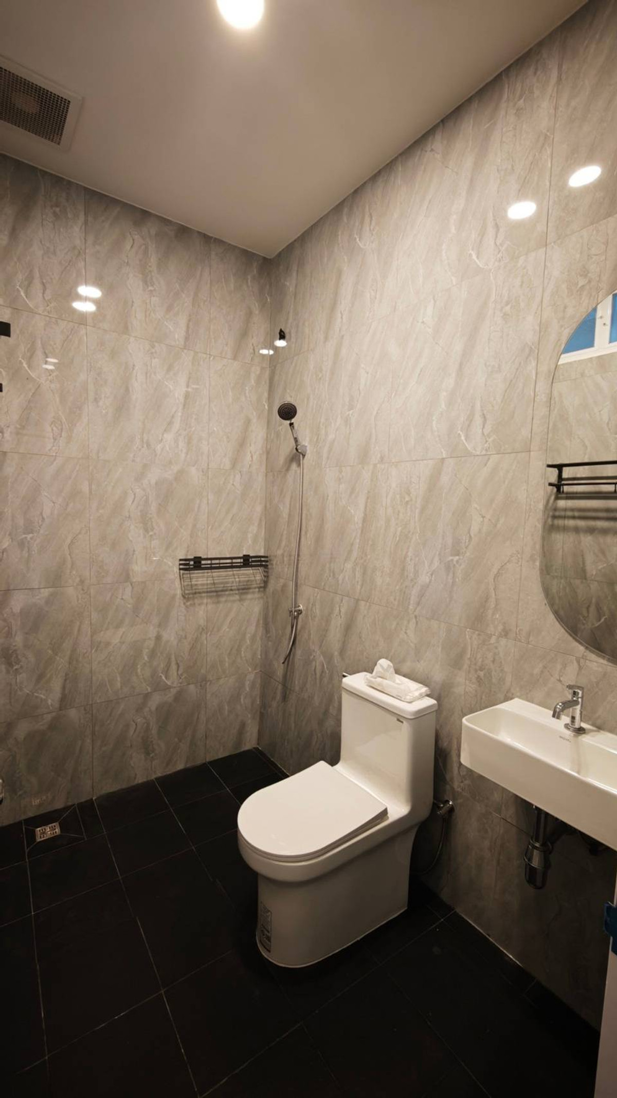 ให้เช่าทาวน์โฮมโชคชัย4 ลาดพร้าว71 : ให้เช่าทาวน์โฮม ใกล้ โรงพยาบาลเปาโล โชคชัย4 เพียง 3 นาที