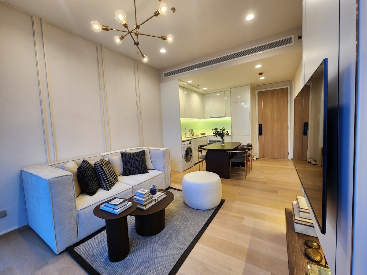 For SaleCondoSathorn, Narathiwat : 🔥Hot Deal, building closing promotion, special price🔥Anil Sathorn 12 (1 bedroom, 1 bathroom, 46 sq m.) only 9.9 MB!! Tel.0922635410 (Earth)