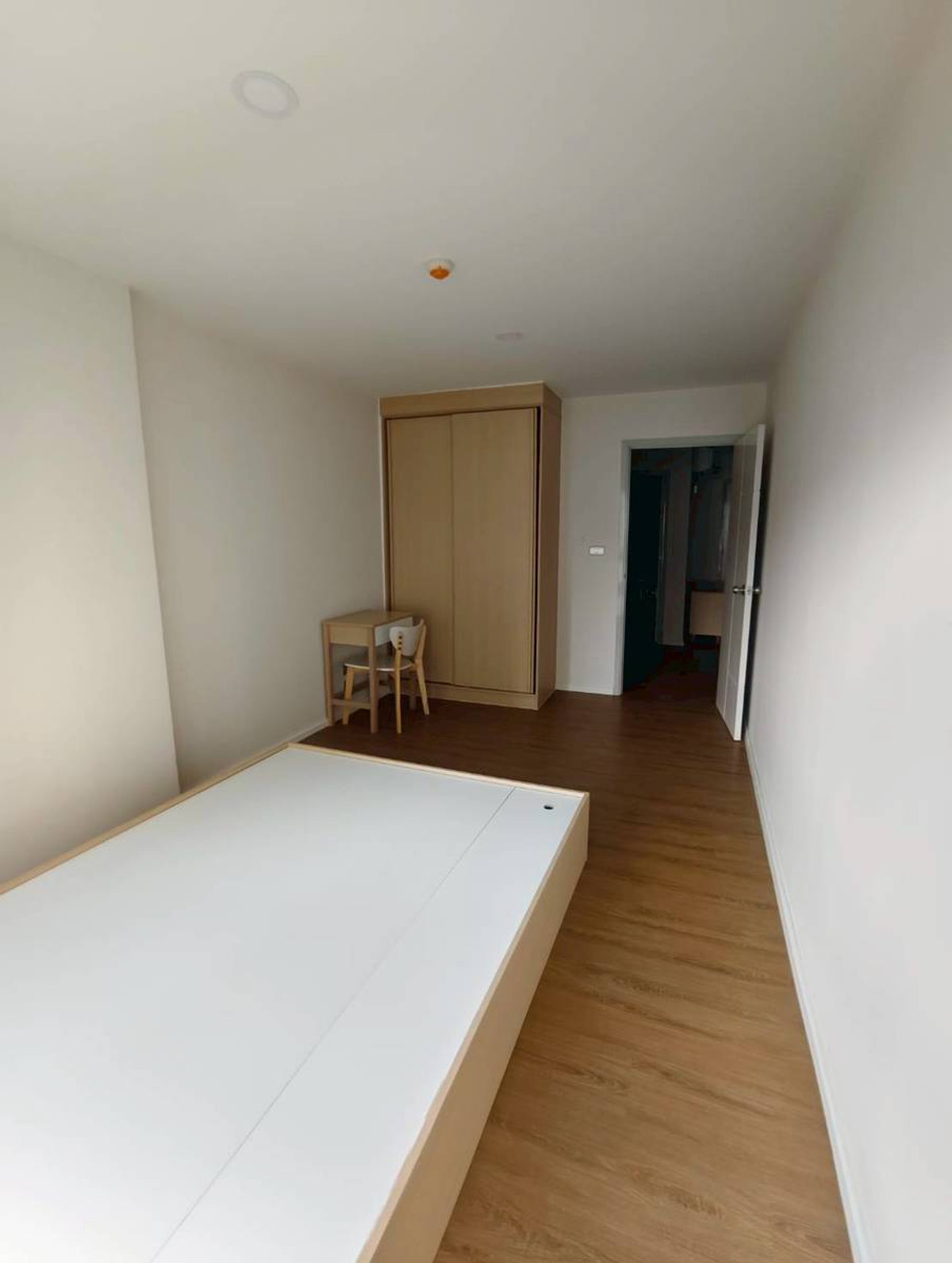 For RentCondoSamut Prakan,Samrong : 🔥Urgent for rent🔥 ALIVE SUKHUMVIT 76 (Alife Sukhumvit 76) Building B, 5th floor, new room, first hand, fully furnished, ready to move in 📏 Size 48.12 sq m. | 2 bedrooms, 1 bathroom Line @bzprOperty
