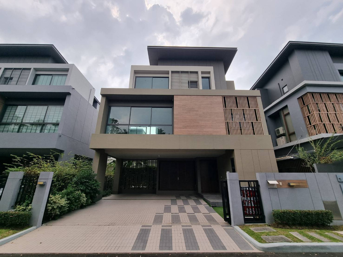 For SaleHouseRama5, Ratchapruek, Bangkruai : Grand Bangkok Boulevard Ratchaphruek - Rama 5 / 4 Bedrooms (FOR SALE) AOM037
