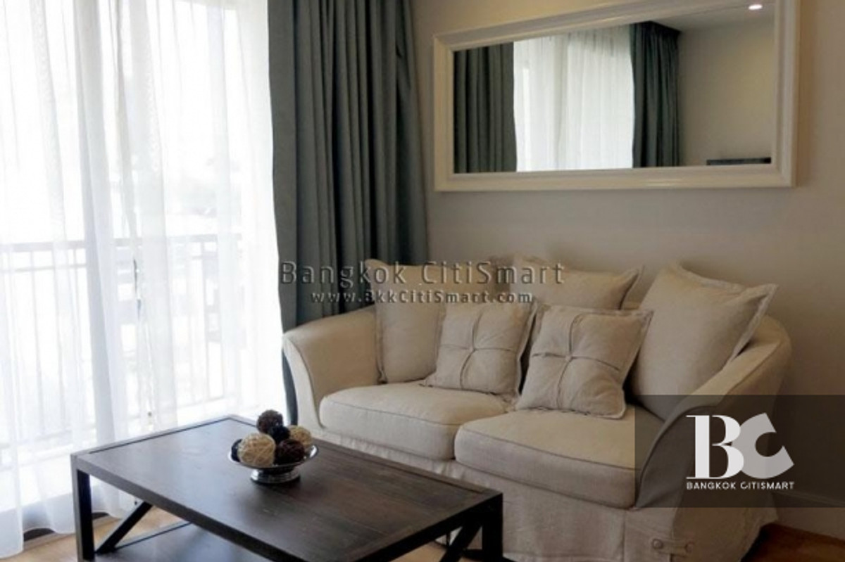 ให้เช่าคอนโดสาทร นราธิวาส : 🏙 ขาย / ให้เช่า  Collezio Sathorn Pipat คอนโด Low Rise 8 ชั้น ใกล้ BTS ช่องนนทรี ประมาณ 450 ม.