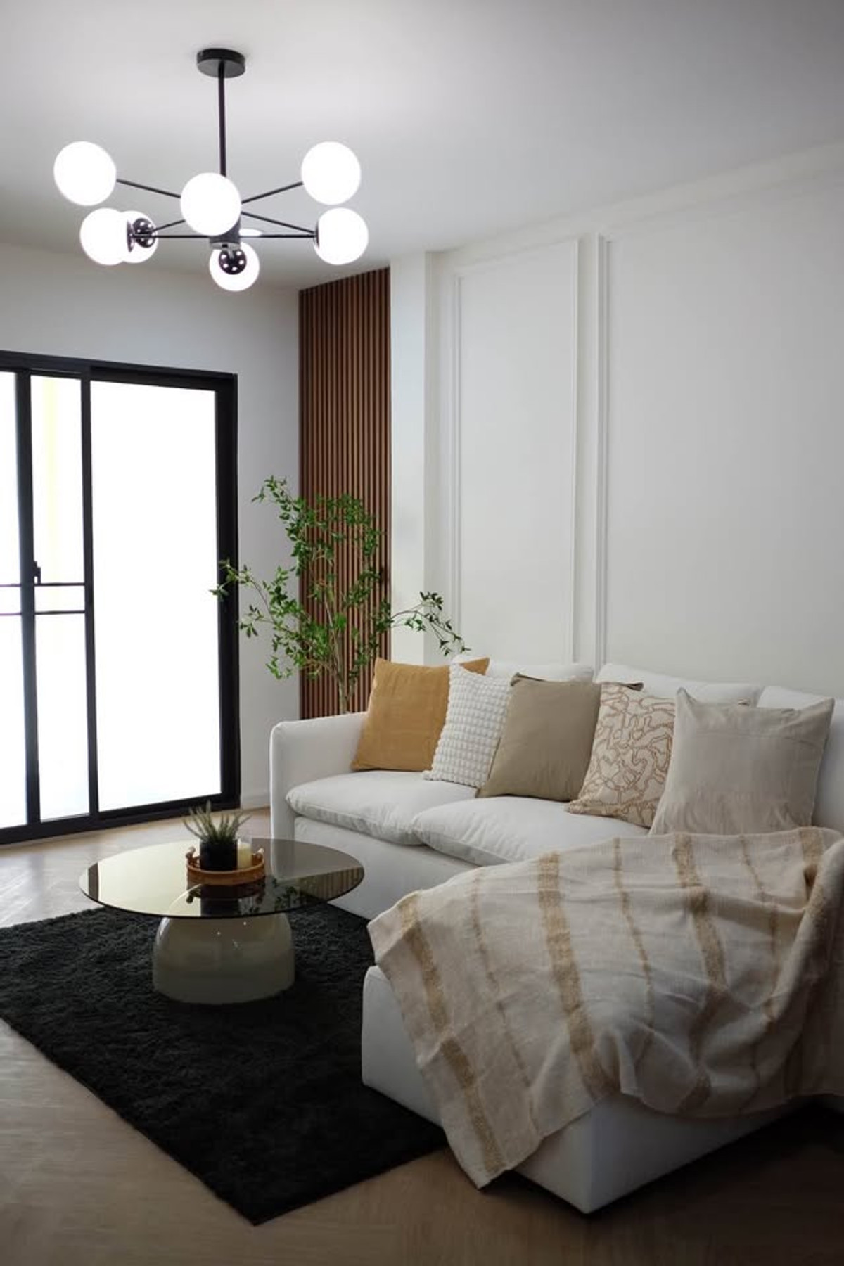 ขายทาวน์โฮมรามคำแหง หัวหมาก : K-6709  ขายด่วน ! ทาวน์โฮม รีโนเวทใหม่ หมู่บ้านปรีชา 8 ตกแต่งใหม่ สไตล์ Modern & Cozy พร้อมอยู่ 