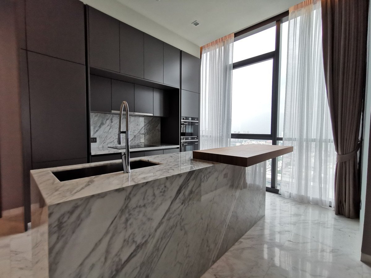 ขายคอนโดสุขุมวิท อโศก ทองหล่อ : คอนโดสุดหรู 3 ห้องนอน ที่ The Monument Thonglor, Please call: 062-496-6454