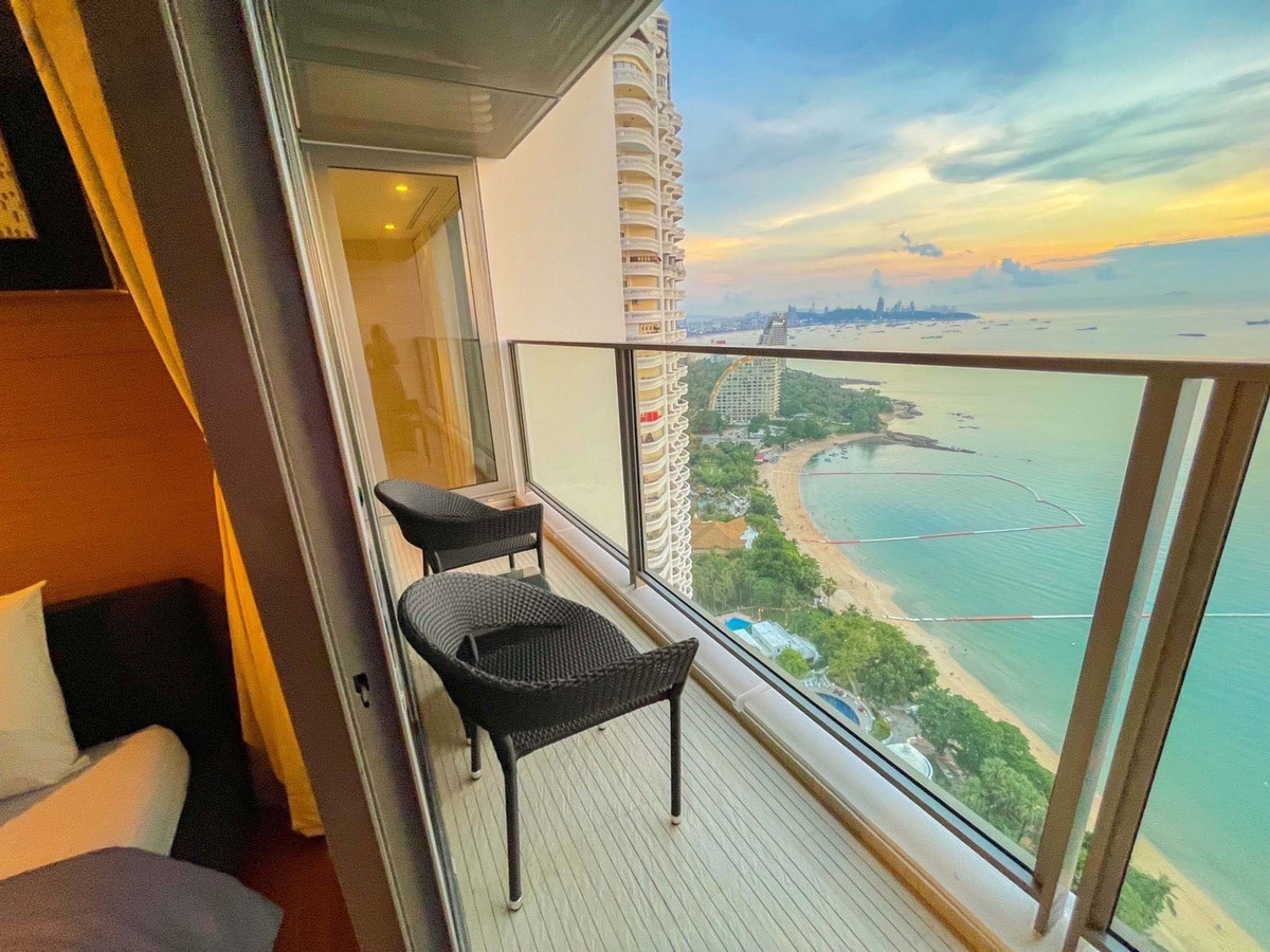 ขายคอนโดพัทยา บางแสน ชลบุรี สัตหีบ : คอนโด Duplex สุดหรูวิวทะเล 3 ห้องนอน ที่ Northpoint Pattaya, Contact 062-496-6454