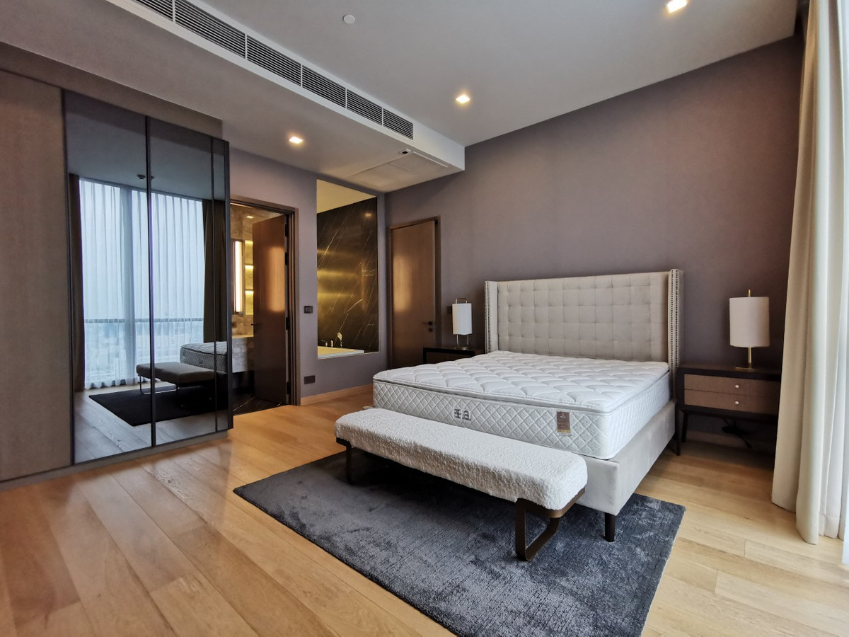 ขายคอนโดสุขุมวิท อโศก ทองหล่อ : คอนโดสุดหรู 3 ห้องนอน ที่ The Monument Thonglor, Please call: 062-496-6454