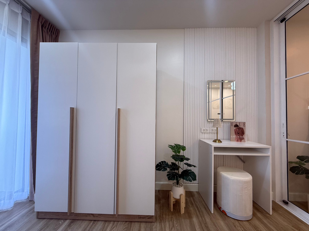 ขายคอนโดบางนา แบริ่ง ลาซาล : ขาย !  บี คอนโด ( B Condo)  บางนา-ตราด39  ห้องรีโนเวทใหม่ทั้งห้อง หิ้วกระเป๋าเข้าอยู่ได้เลย