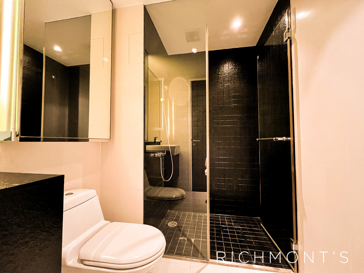 ขายคอนโดพระราม 3 สาธุประดิษฐ์ : 4 ห้องนอน Triplex ที่ The Pano Rama 3, Contact 062-496-6454
