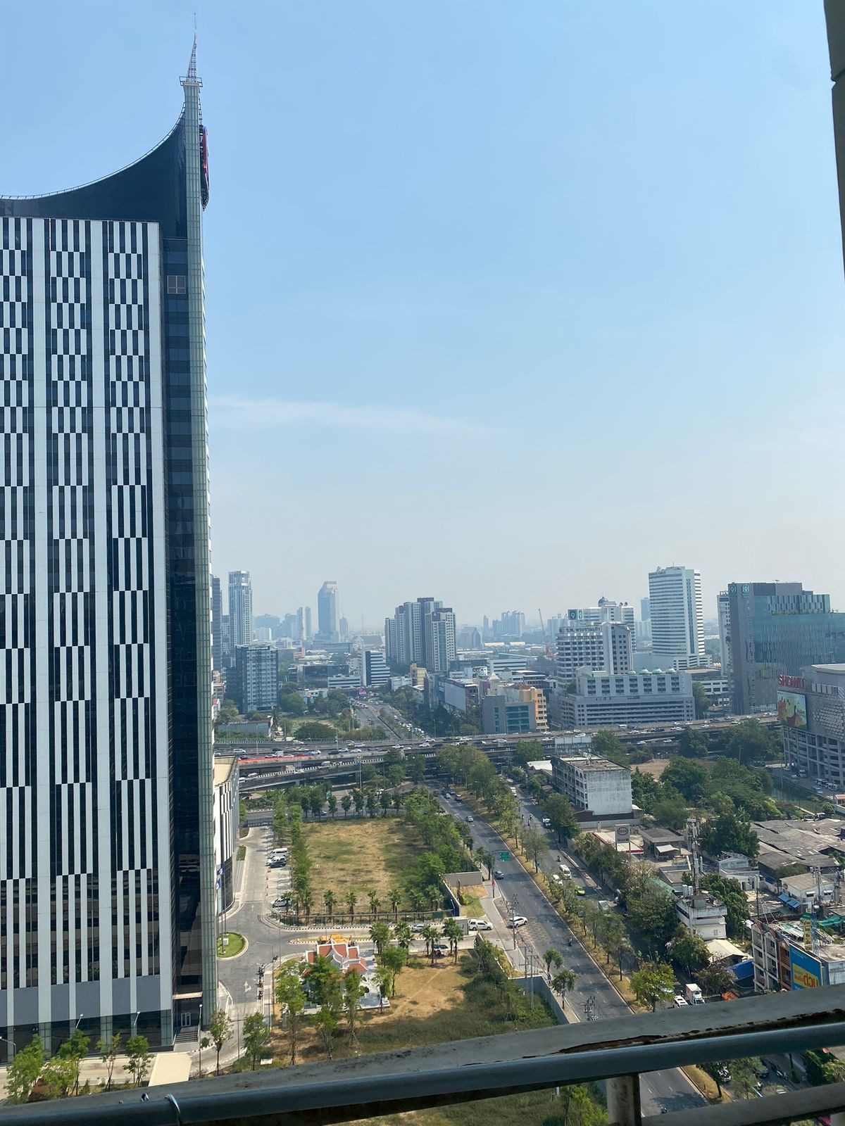 ขายคอนโดพระราม 9 เพชรบุรีตัดใหม่ RCA : The Parkland Grand Asoke - Phetchaburi / 1 Bedroom (SALE WITH TENANT), เดอะ พาร์คแลนด์ แกรนด์ อโศก - เพชรบุรี / 1 ห้องนอน (ขายพร้อมผู้เช่า) TARN215