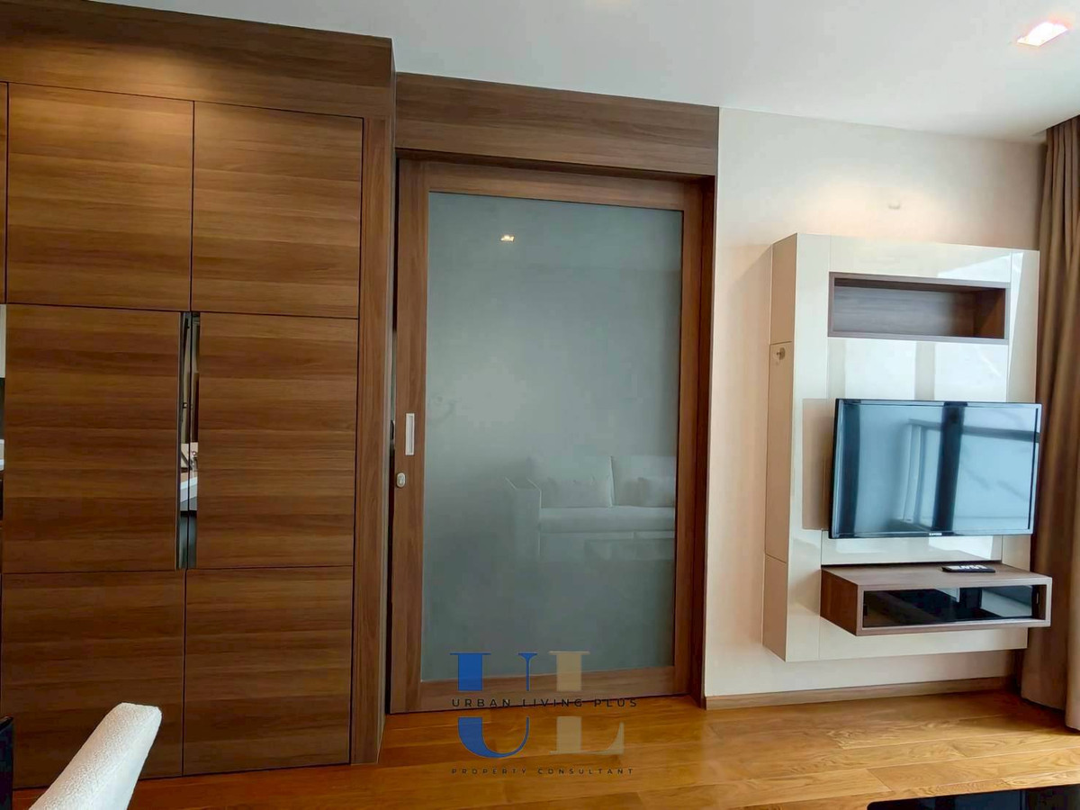 ให้เช่าคอนโดสาทร นราธิวาส : ( UL2601162 ) Tel/Line 096-247-9369✨ให้เช่า ดิ แอดเดรส สาทร, 1 ห้องนอน, 1 ห้องน้ำ , 46 ตร.ม. ชั้นสูง, ราคาพิเศษ!!