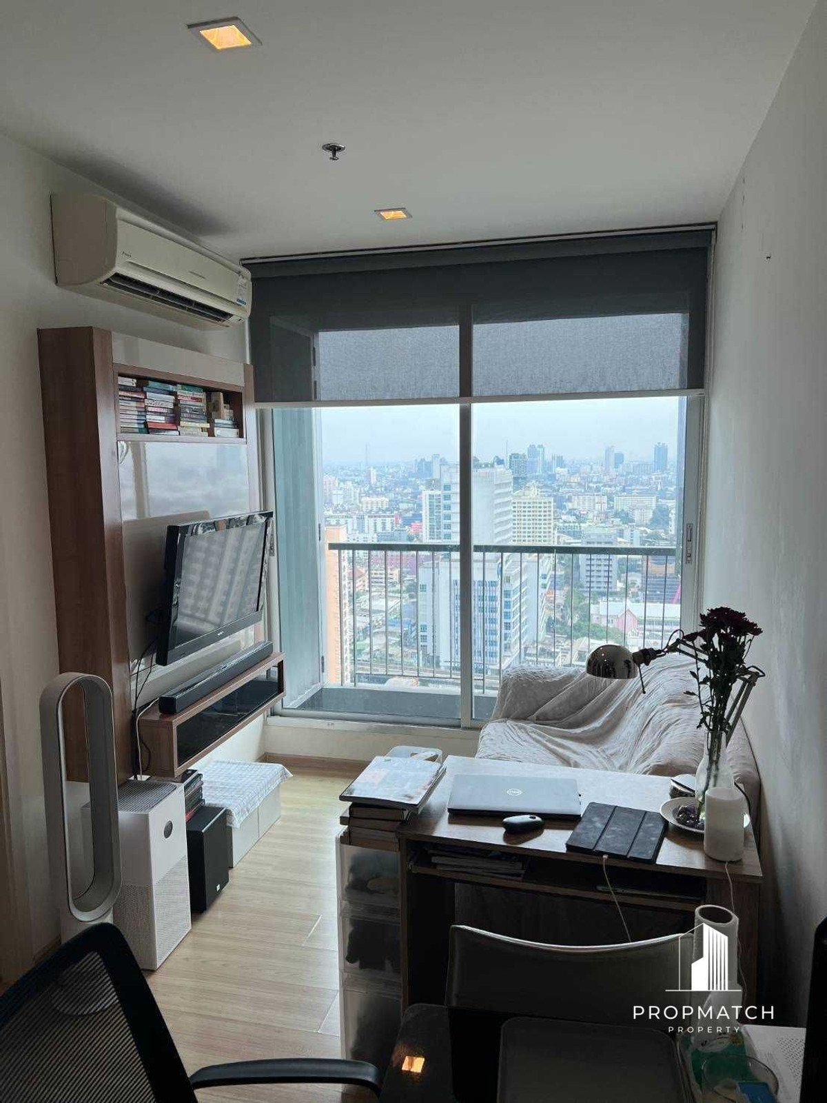 ขายคอนโดสะพานควาย จตุจักร : ขายด่วนคอนโด Rhythm Phahol-Ari ใกล้รถไฟฟ้าสะพานควาย 