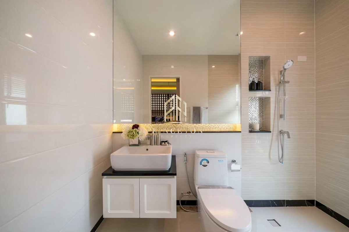 บ้านบางนา แบริ่ง ลาซาล : บ้านตัวอย่าง เดอะ แกรนด์ ลักซ์ บางนา - สวนหลวง พร้อมสระว่ายน้ำส่วนตัว 📞092-4252445 The Grand Lux Bangna - Suanluang 