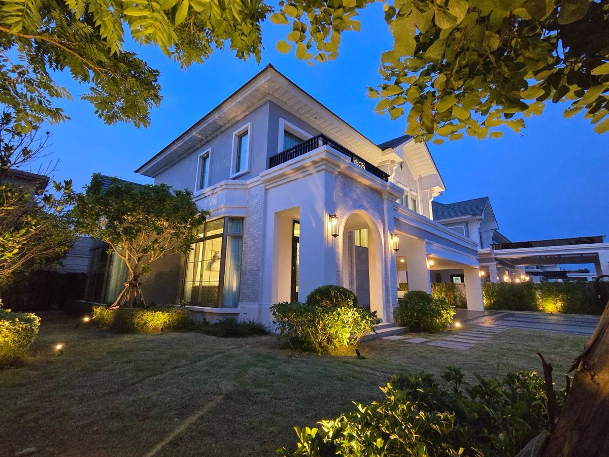 บ้านลาดกระบัง สุวรรณภูมิ : 🏰 เช่าหรือขาย คฤหาสน์หลังใหญ่ บ้านเดี่ยวสุดหรู ป้ายแดง📍 เพอร์เฟค มาสเตอร์พีช 4 สุขุมวิท 77