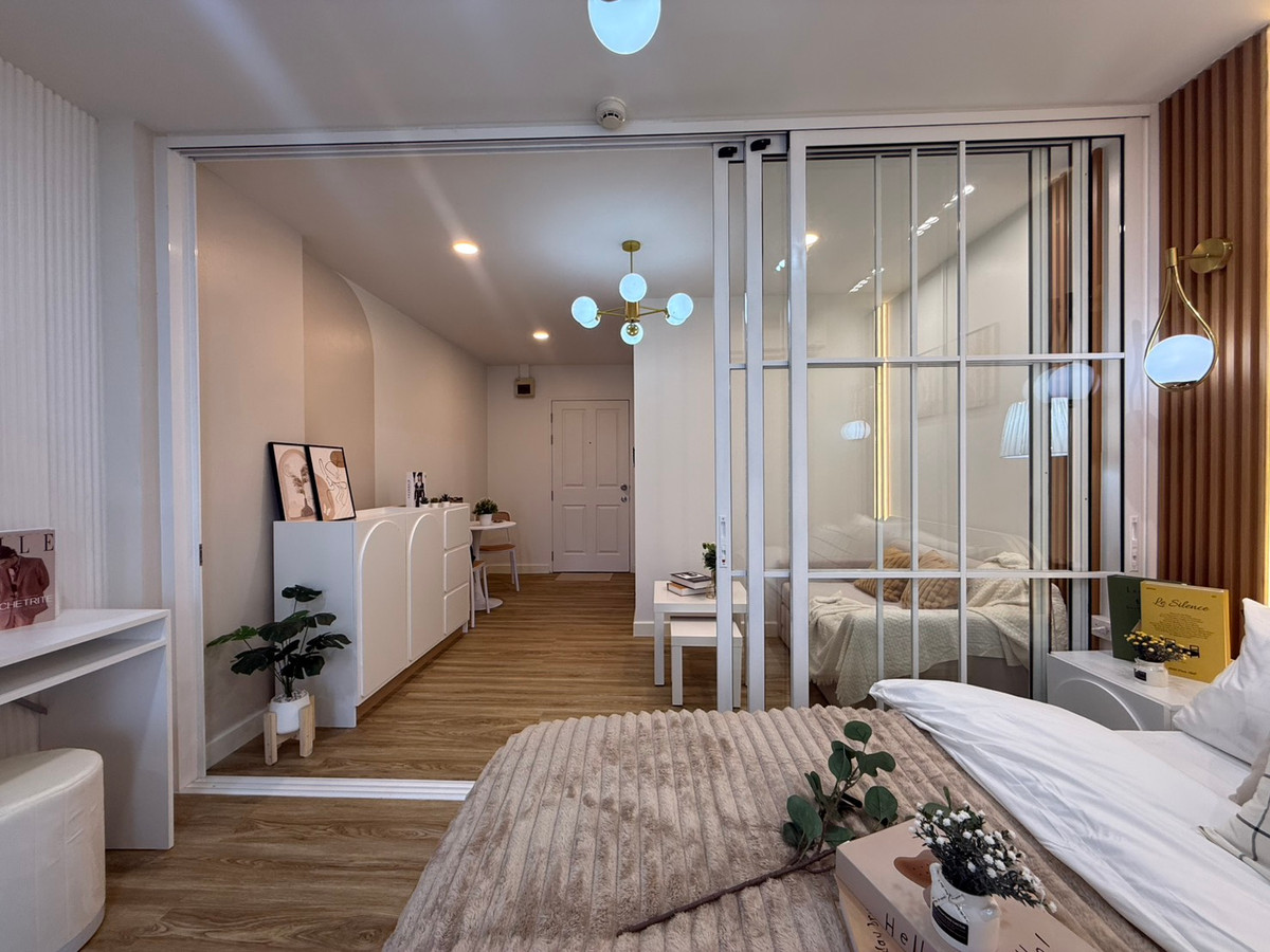 ขายคอนโดบางนา แบริ่ง ลาซาล : ขาย !  บี คอนโด ( B Condo)  บางนา-ตราด39  ห้องรีโนเวทใหม่ทั้งห้อง หิ้วกระเป๋าเข้าอยู่ได้เลย