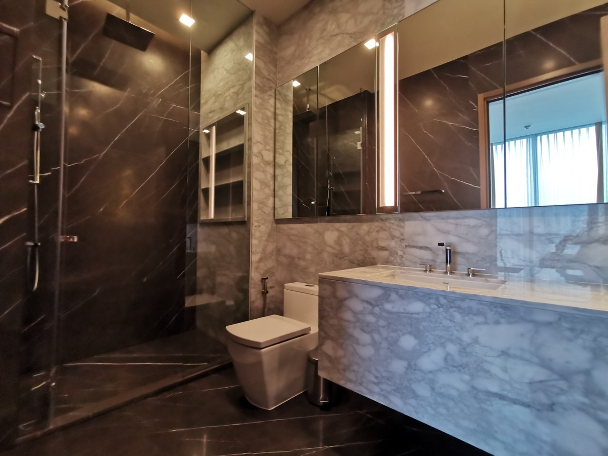 ขายคอนโดสุขุมวิท อโศก ทองหล่อ : คอนโดสุดหรู 3 ห้องนอน ที่ The Monument Thonglor, Please call: 062-496-6454