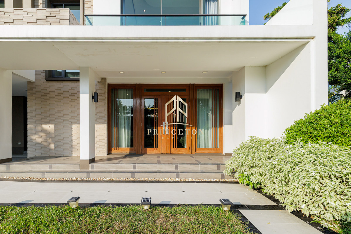 บ้านบางนา แบริ่ง ลาซาล : บ้านตัวอย่าง เดอะ แกรนด์ ลักซ์ บางนา - สวนหลวง พร้อมสระว่ายน้ำส่วนตัว 📞092-4252445 The Grand Lux Bangna - Suanluang 