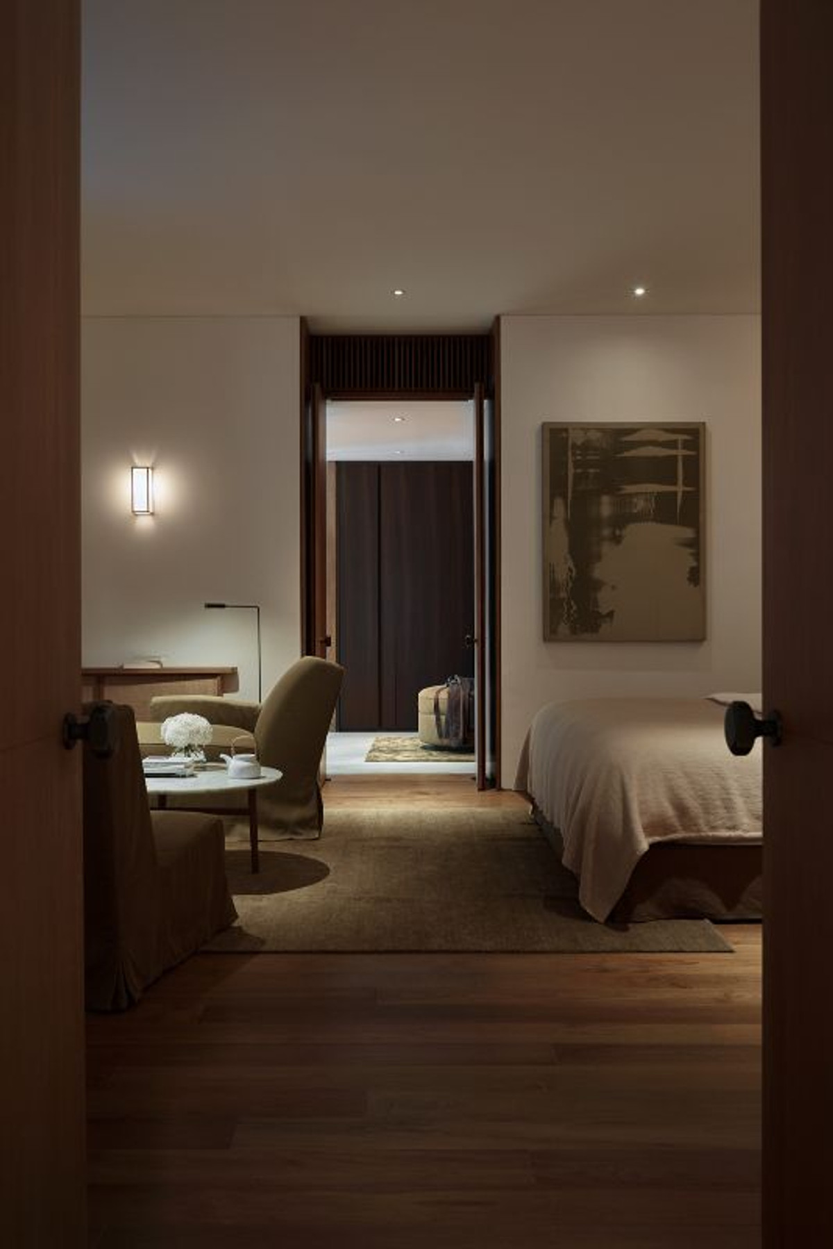 ขายคอนโดสาทร นราธิวาส : 3 ห้องนอน ที่ Windshell Naradhiwas , Contact 062-496-6454