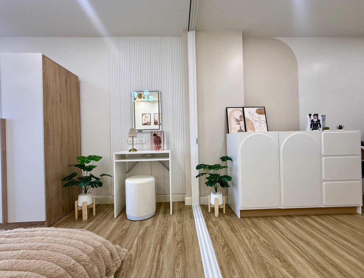 ขายคอนโดบางนา แบริ่ง ลาซาล : ขาย !  บี คอนโด ( B Condo)  บางนา-ตราด39  ห้องรีโนเวทใหม่ทั้งห้อง หิ้วกระเป๋าเข้าอยู่ได้เลย