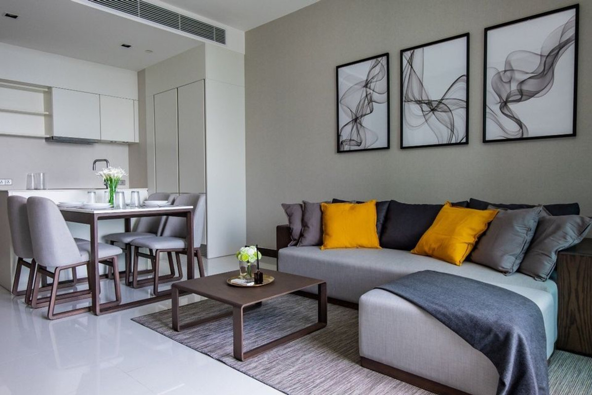 For SaleCondoNana, North Nana,Sukhumvit13, Soi Nana : 2 bedrooms at Q1 Sukhumvit, Contact 062-496-6454