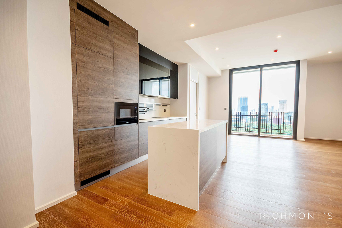 ขายคอนโดวิทยุ ชิดลม หลังสวน : คอนโด 3 ห้องนอนวิวสวย ที่ MUNIQ Langsuan, Please call: 062-496-6454