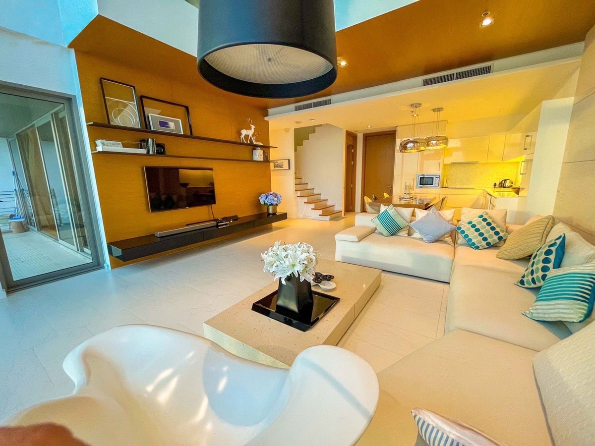 ขายคอนโดพัทยา บางแสน ชลบุรี สัตหีบ : คอนโด Duplex สุดหรูวิวทะเล 3 ห้องนอน ที่ Northpoint Pattaya, Contact 062-496-6454