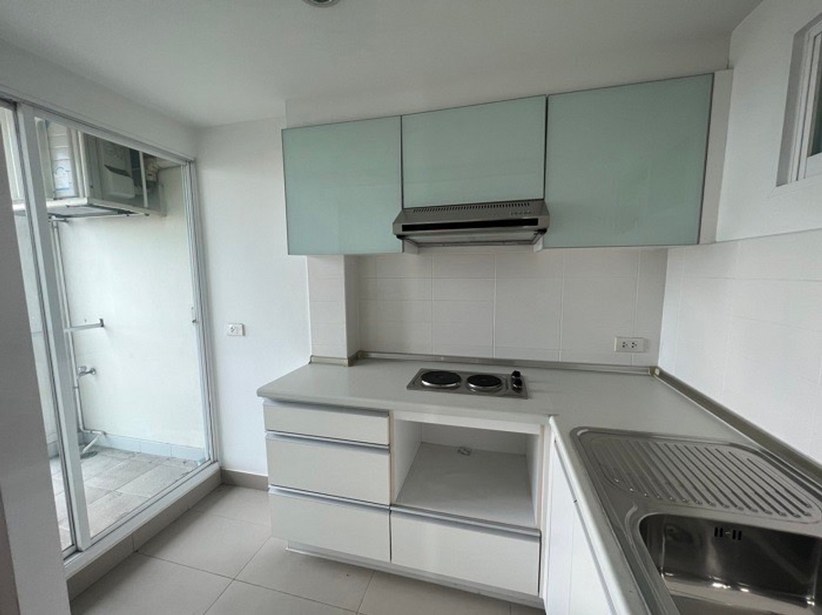 ขายคอนโดปิ่นเกล้า จรัญสนิทวงศ์ : 💖💖ขายถูก Lumpini Suite Pinklao (2 Bed 63.85 ตร.ม/4.55 ล้าน) ชั้น 12 ห้องเปล่า ใกล้ห้าง,ถนนใหญ่/สนใจสอบถามได้นะคะ Line ID = atfirm2010💖💖