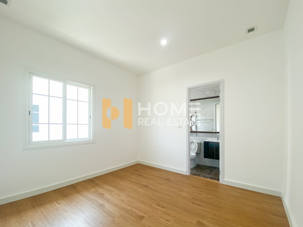 ให้เช่าบ้านเอกชัย บางบอน : 🏡 หลังมุม วิวสวน | หน้าบ้านไม่ชนใคร | สภาพใหม่กริบ ✨ แกรนดิโอ สาทร / 4 ห้องนอน (เช่า), Grandio Sathorn / 4 Bedrooms (FOR RENT) BALL221