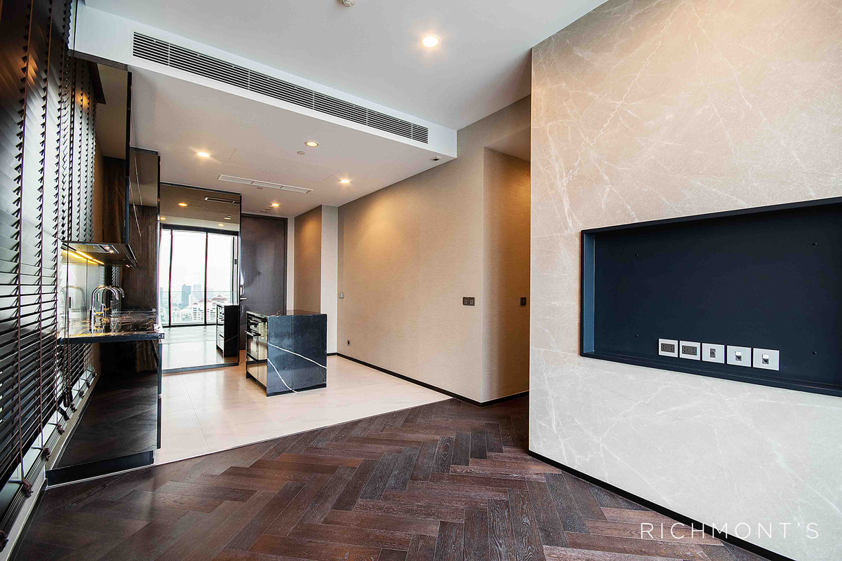 ขายคอนโดสุขุมวิท อโศก ทองหล่อ : คอนโด 2 ห้องนอน ที่ ดิ เอส สุขุมวิท 36, Contact 062-496-6454