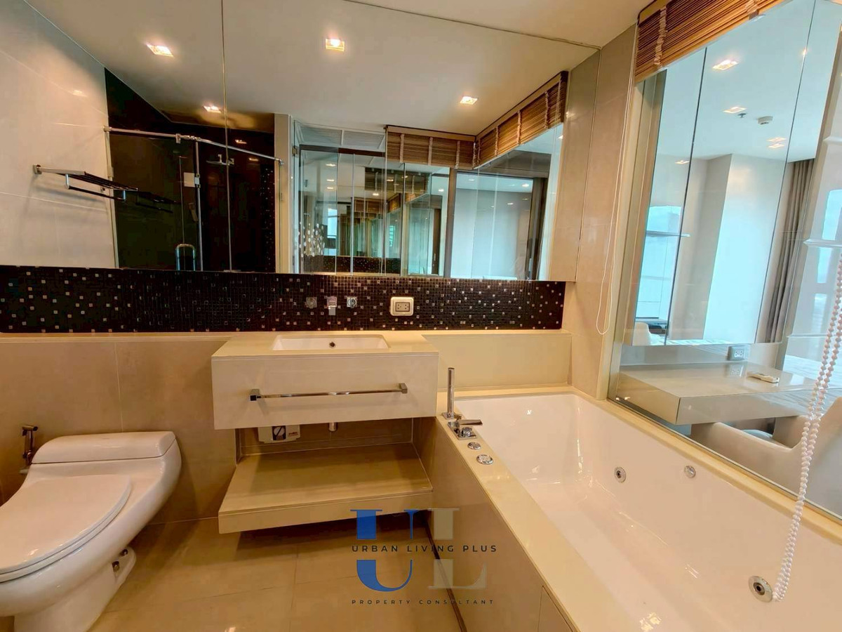 ให้เช่าคอนโดสาทร นราธิวาส : ( UL2601162 ) Tel/Line 096-247-9369✨ให้เช่า ดิ แอดเดรส สาทร, 1 ห้องนอน, 1 ห้องน้ำ , 46 ตร.ม. ชั้นสูง, ราคาพิเศษ!!