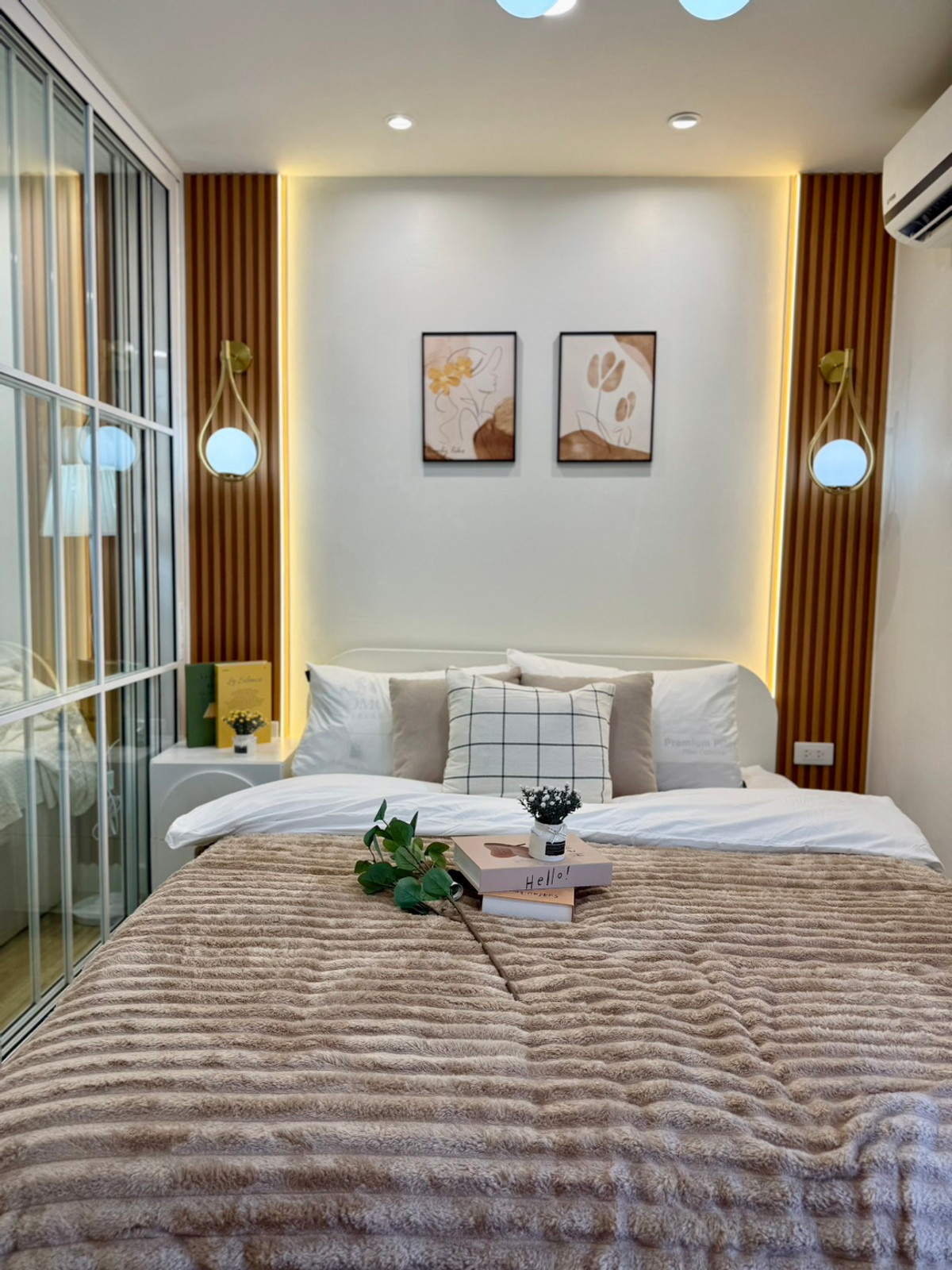 ขายคอนโดบางนา แบริ่ง ลาซาล : ขาย !  บี คอนโด ( B Condo)  บางนา-ตราด39  ห้องรีโนเวทใหม่ทั้งห้อง หิ้วกระเป๋าเข้าอยู่ได้เลย