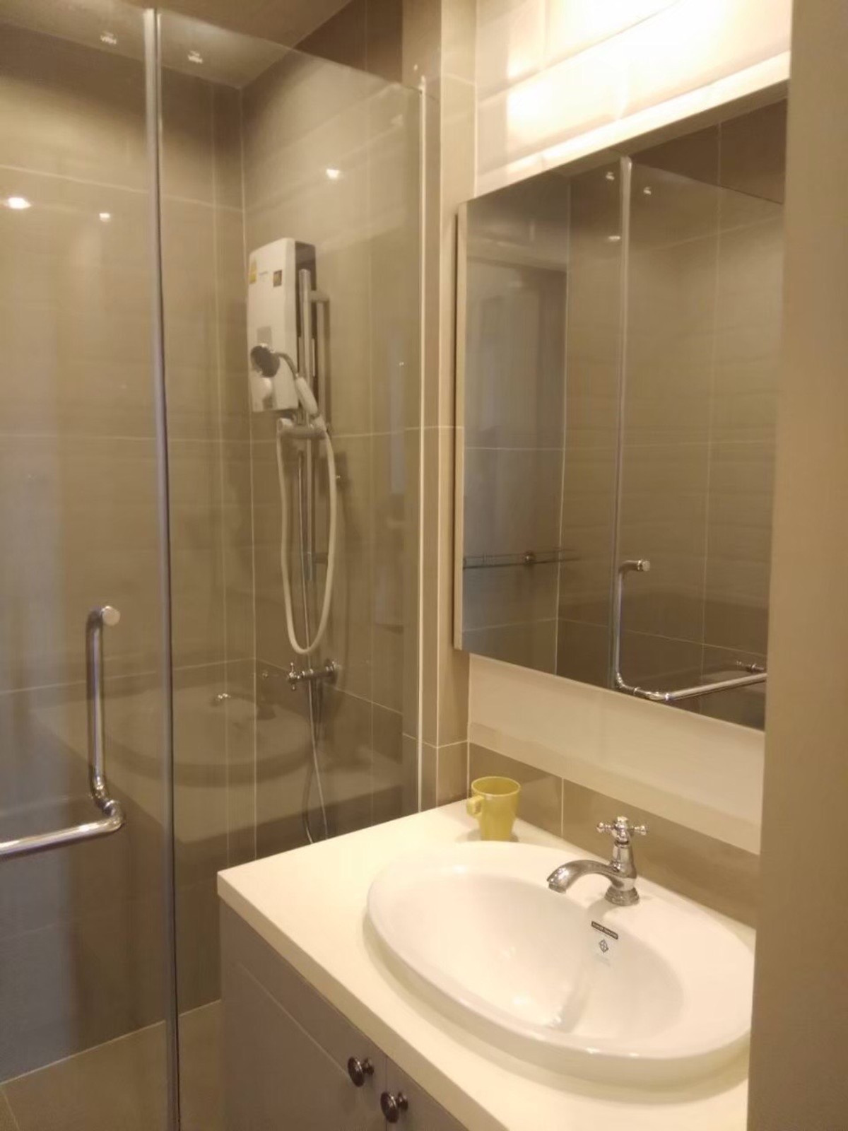 ให้เช่าคอนโดสะพานควาย จตุจักร : ⚡️ถูกที่สุด⚡️The editor sapankwaii ⚡️28 Sqm 16,000  ติด Bts 0 เมตร 🔥สนใจติดต่อ พัตเตอร์ 0928895628